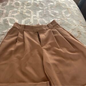 Women’s pants size 8